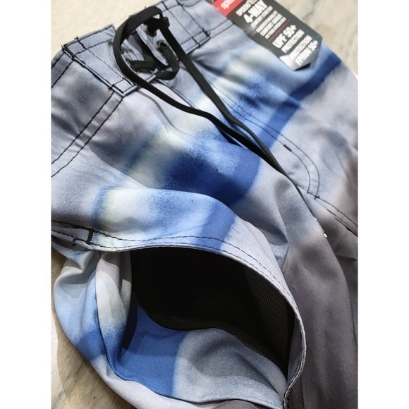 Speedo Mens Swim Trunks 20 Inch Boardshorts Blue Large NWT - Picture 5 of 13